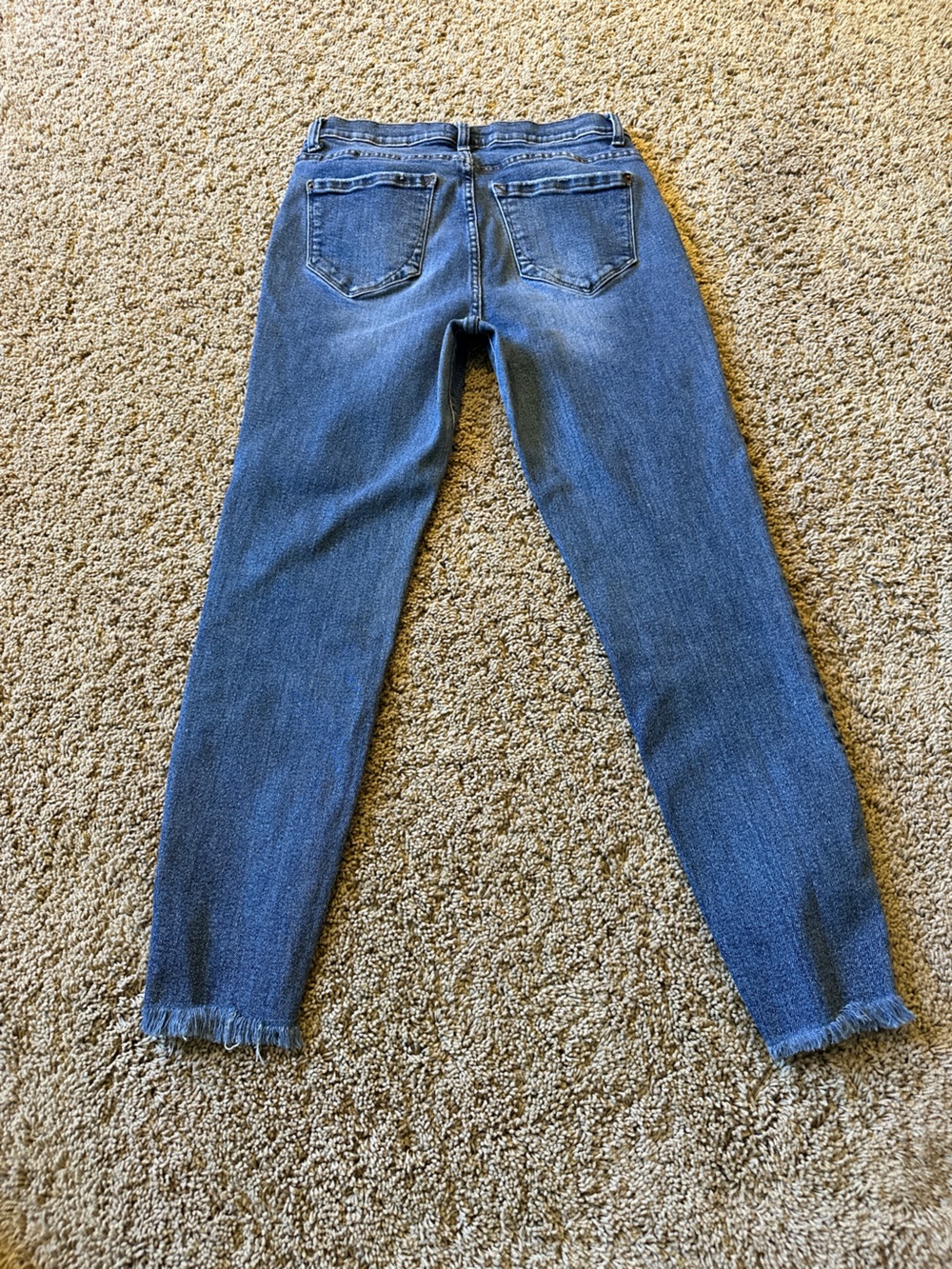 Kensie Blue Cropped Straight-Leg Jeans